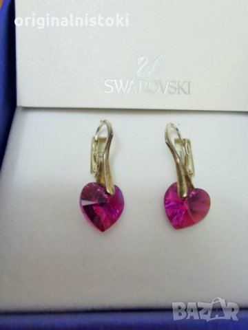 обеци Сваровски със сертификат за оригиналност НОВИ в кутия  Swarovski, снимка 3 - Бижутерийни комплекти - 35676482