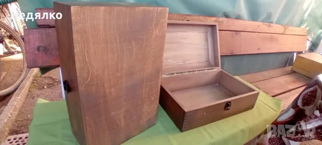 Винтидж кутии от явор,2бр,ценности,часовници,оръжия, снимка 12 - Антикварни и старинни предмети - 48043232