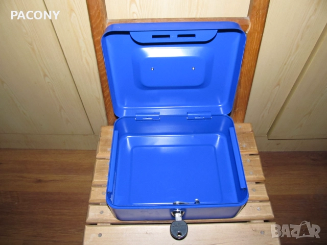 касичка с ключ, снимка 2 - Други стоки за дома - 51539945