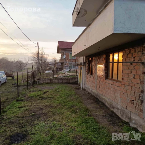 Продавам вила на три етажа, снимка 10 - Вили - 53786540