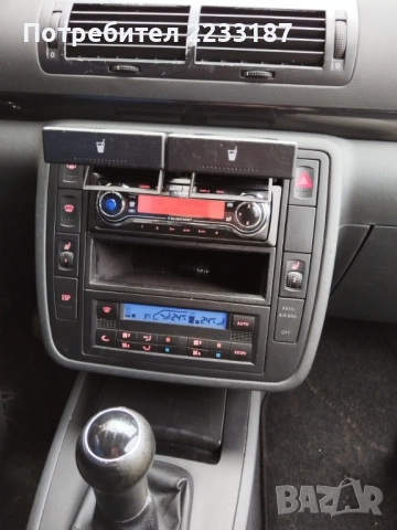 VW Sharan 1.9 TDI 6+1, снимка 9 - Автомобили и джипове - 53213186