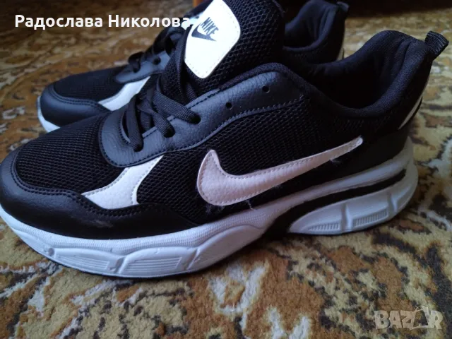 Маратонки Nike 