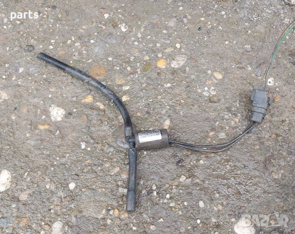 Вакуум Клапан Форд Мондео 1.8 - 93BB9C915BA, снимка 2 - Части - 53507900