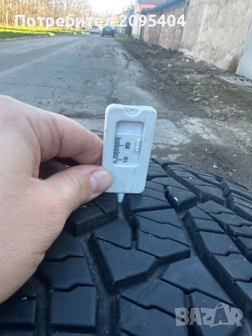 Kumho/momo 265/65 r17, снимка 4 - Гуми и джанти - 52928052