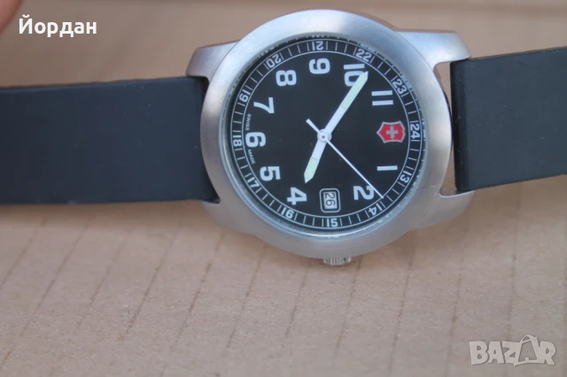 Швейцарски мъжки часовник ''Victorinox'' , снимка 15 - Мъжки - 50896758