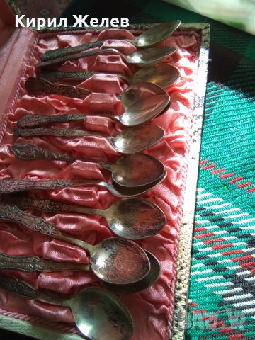 Старинни ПОСРЕБРЕНИ БРОНЗОВИ Богато Орнаментирани РЕТРО ЛЪЖИЦИ комплект 12 бр. в ЛУКС КУТИЯ А1058, снимка 6 - Прибори за хранене, готвене и сервиране - 35795428