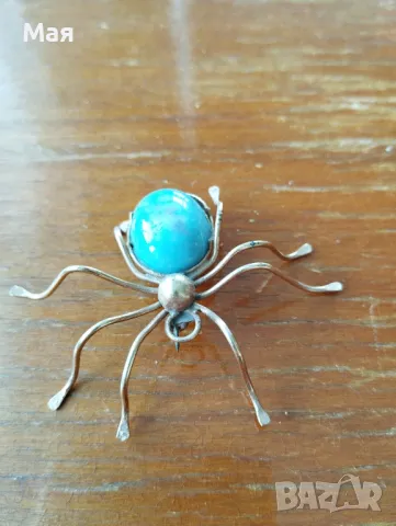 Индианска винтидж брошка с насекомо паяк с игла от стерлингов тюркоаз от Navajo , снимка 5 - Антикварни и старинни предмети - 50371759
