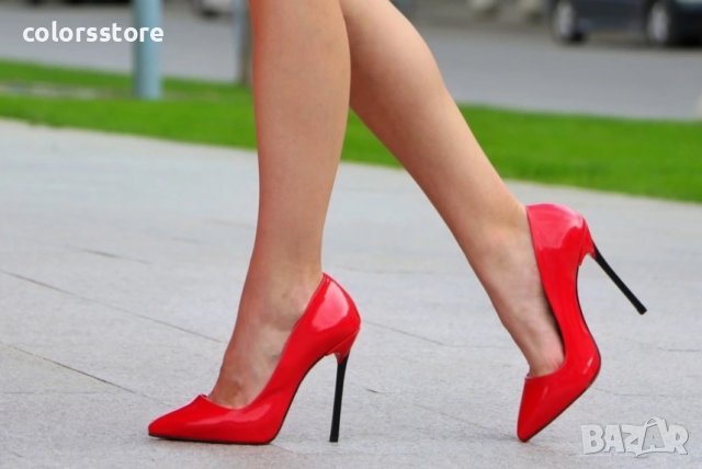 Обувки на ток - червен лак с черен ток - 6060