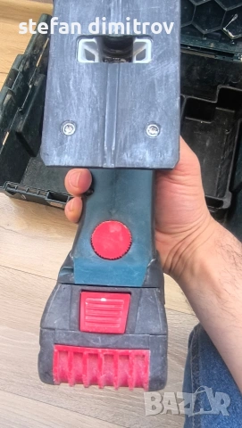 Bosch GST 18 V-LI S Акумулаторен пробивен трион плюс 2 🔋 6 Ah и 4 Ah и зарядно , снимка 7 - Триони и циркуляри - 53749101