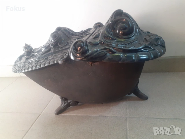 Голям стар бароков емайлиран мангал печка чугун, снимка 5 - Антикварни и старинни предмети - 53278691