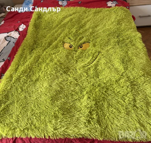 Одеало на Гринч, чаши на Гринч, шише на Гринч