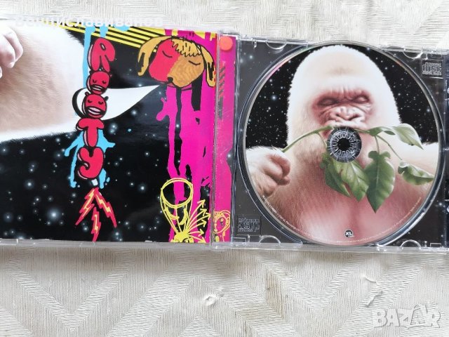 BASEMENT JAXX  / ОРИГИНАЛЕН диск, снимка 2 - CD дискове - 41520620