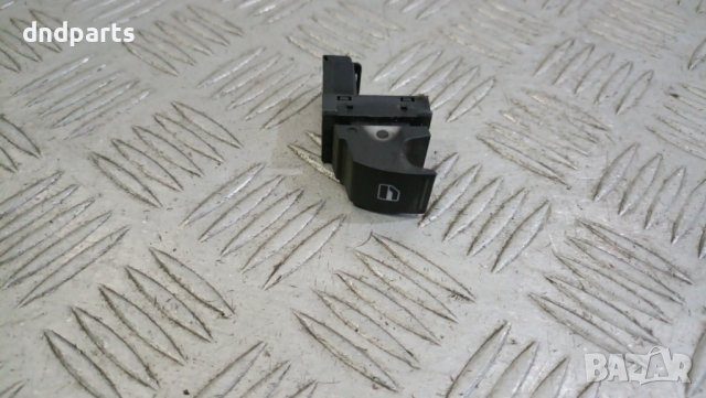 Бутон врата VW Golf 5 комби 2002г.(предна лява)	