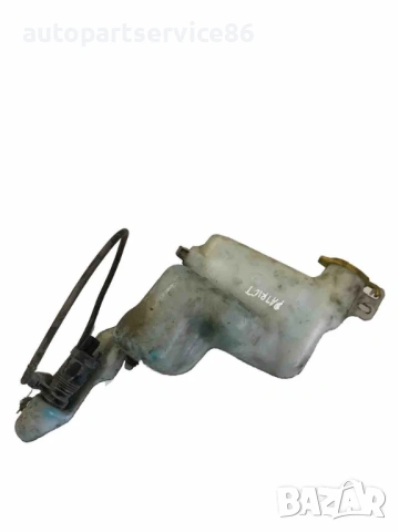 Казанче за течност за Jeep Patriot (2008) 05303789AF