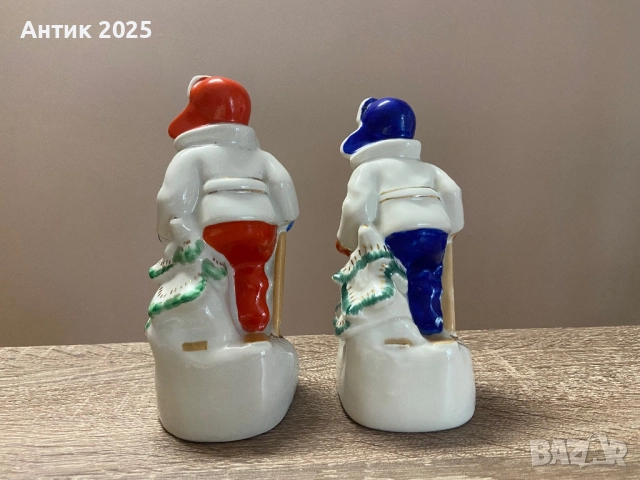 Порцеланова фигурка „Млад скиор“ (2 броя в наличност), снимка 4 - Антикварни и старинни предмети - 52468994