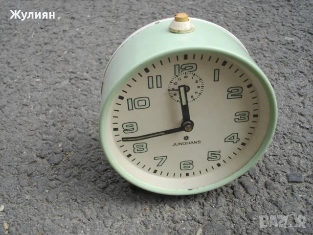 КОЛЕКЦИОНЕРСКИ БУДИЛНИК JUNGHANS , снимка 2 - Антикварни и старинни предмети - 49939953