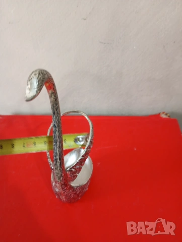 посребрен метален лъжичник-лебед, снимка 3 - Други ценни предмети - 38891654