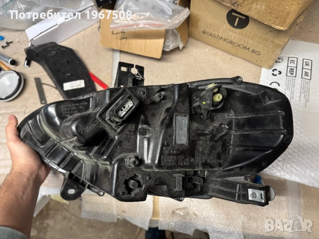 Десен фар Мустанг 18- USA Ford Mustang, снимка 5 - Части - 52444411