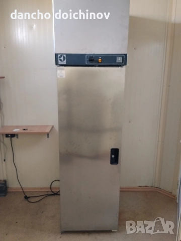 Хладилна витрина и хладилник !, снимка 5 - Витрини - 52826013