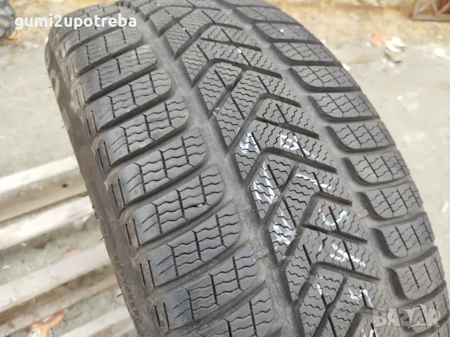 255/45/19 Pirelli Sotto Zero 2022г 7мм Tesla Единичка, снимка 3 - Гуми и джанти - 48004166