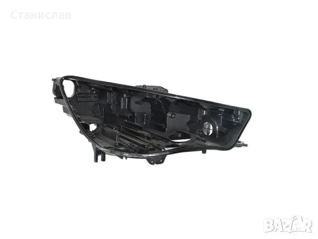 Дясна основа (корпус) за фар за Audi A4 B9 Highline (2015-2019), снимка 2 - Части - 47936679