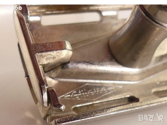 Самобръсначка GILLETTE SAFETY RAZOR Made IN ENGLAND От-60 години По Случай Коронясването на Кралица , снимка 7 - Антикварни и старинни предмети - 41659929