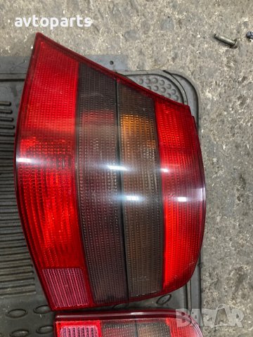 Vw golf 4 хечбег десен Стоп, снимка 3 - Части - 42637713