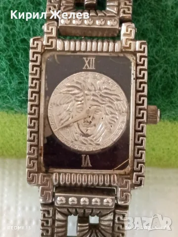 Колекционерски винтидж часовник на марката Gianni Versace Signature Medusa 32383, снимка 2 - Дамски - 55872957