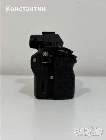 Фотоапарат Sony A7 II *Като НОВ*, снимка 5 - Фотоапарати - 53610954