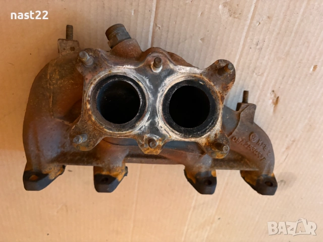 Изпускателен колектор за Volkswagen Golf 1.6, 102 к.с., снимка 5 - Части - 53737481