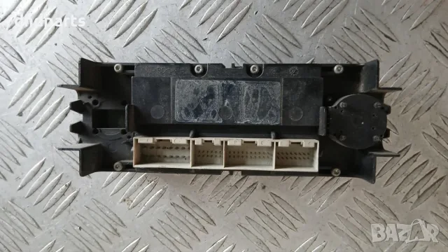 Панел климатроник VW Golf 4 2000 Volkswagen Golf IV (1998-2004), снимка 2 - Части - 56203896