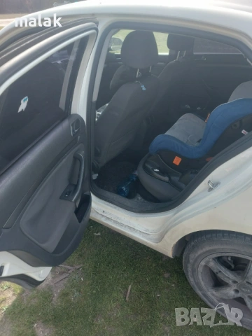 Джета 2,5 бензин с газ, снимка 10 - Автомобили и джипове - 53873772