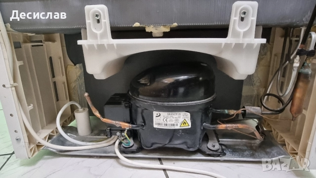 Хладилник с камера CROWN, снимка 10 - Хладилници - 52586658