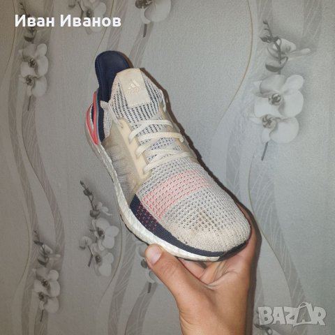 оригинални маратонки Adidas Ultraboost 19 номер 43-43 1/3, снимка 2 - Маратонки - 41398676