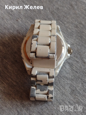 Модерен дамски часовник RITAL QUARTZ с кристали Сваровски много красив - 21051, снимка 4 - Дамски - 36235410