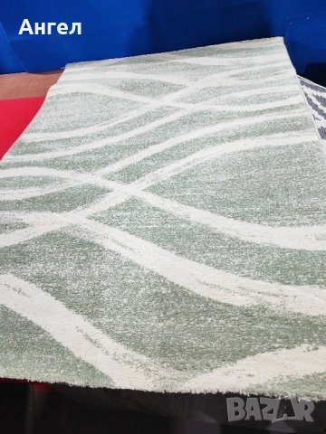 Килим нов внос от Англия 