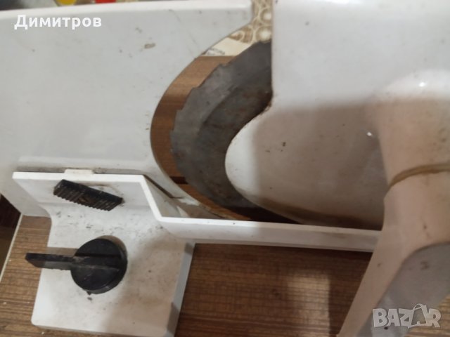 Маса с нож за рязане на колбаси, снимка 4 - Аксесоари за кухня - 34477398