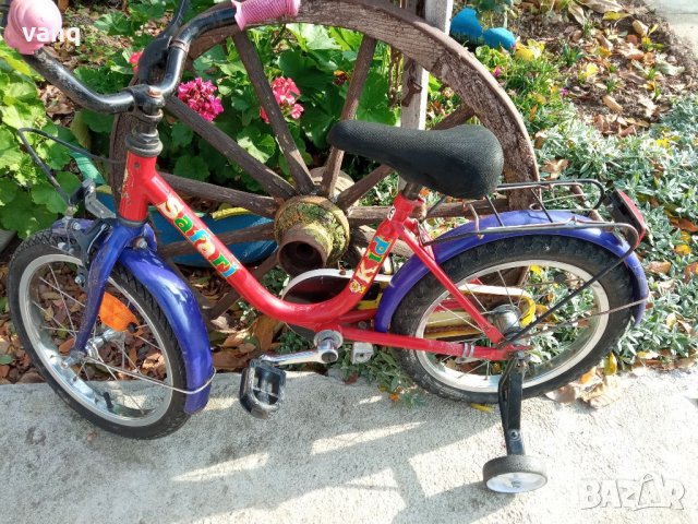 Детско колело с помощни колелета, снимка 1