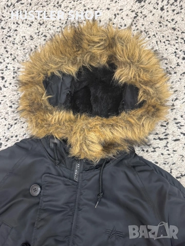 Мъжка парка ALPHA INDUSTRIES. Размер М, снимка 6 - Якета - 53302335