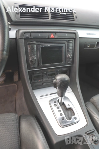 Audi A4 B6 2.5 TDI V6 S line Quattro – 180 к.с. – Автомат – 2800 €, снимка 9 - Автомобили и джипове - 53573321