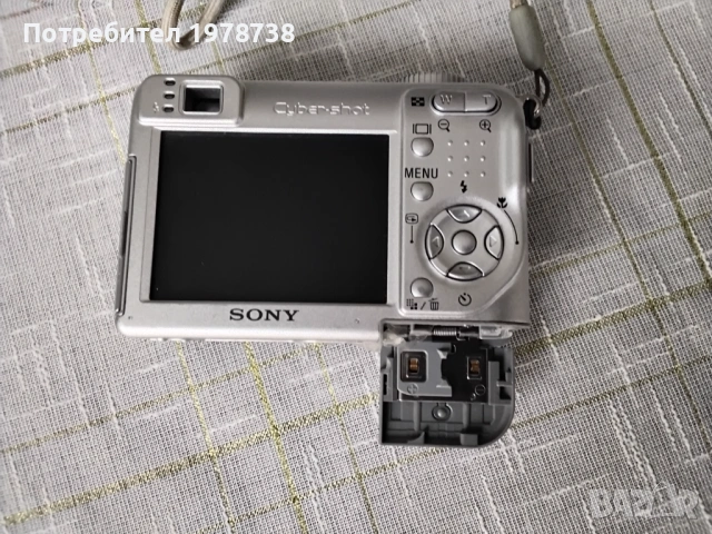 Продавам фотоапарат Soni