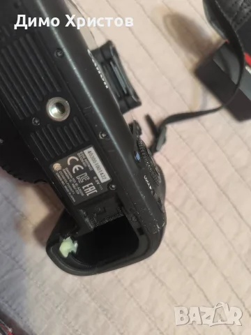 Продавам тяло Canon EOS 6D (WG) + грип, 2 батерии, кутия, зарядно, снимка 3 - Фотоапарати - 56004983