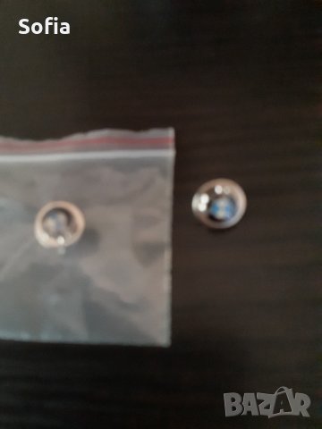 Колекция BMW: Елегантните мини значки за ревер/ БМВ значки и холограмен стикер от 90-те, снимка 5 - Колекции - 32429489