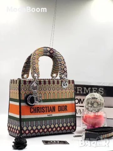Christian Dior дамски чанти Различни цветове , снимка 3 - Чанти - 48834666