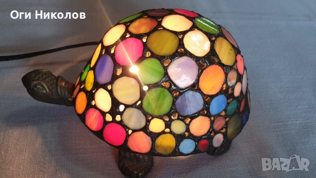 Многоцветна настолна лампа костенурка тип  "Тифани" , снимка 4 - Антикварни и старинни предмети - 51708753
