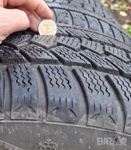 4бр. Зимни гуми TORQUE 225/50/17, снимка 2 - Гуми и джанти - 52582981