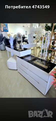 Използвана броени месеци без следи от употреба, снимка 2 - Тоалетки - 53561697