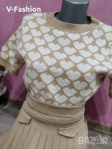 Дамски комплект с пола, снимка 4 - Комплекти - 48203152