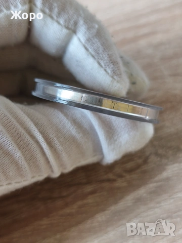 10 лева 1975 година България "X Олимпийски конгрес" (латиница), снимка 3 - Нумизматика и бонистика - 53454711