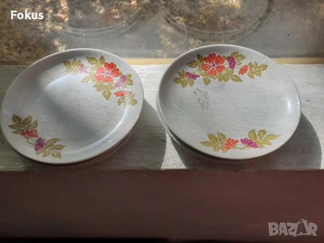 Стар порцелан колекционерски чинии - 6 броя - Гърция